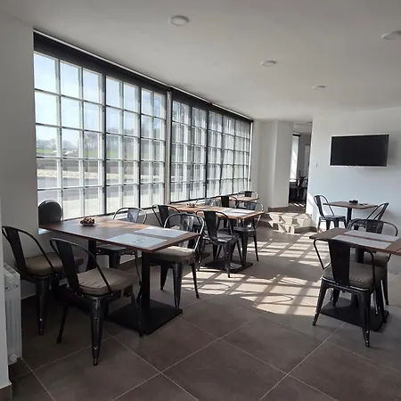 Casa de hóspedes La Pie Qui Têtte - 4 Avec Salle De Repas Commune